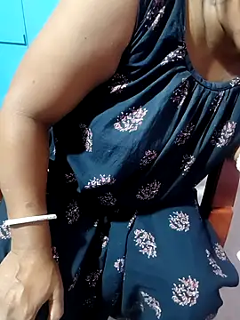 Cute-Swewty online show from October 16, 2:07 pm