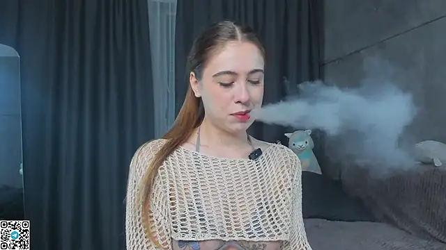 Snapshot of teasememore chatting on September 18, 12:18 pm teasememore online show from September 18, 12:18 pm