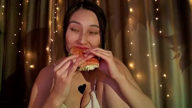 Ray Ayanami online show from September 25, 3:49 pm