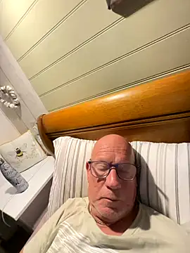 Snapshot of philefc chatting on October 7, 11:57 pm philefc online show from October 7, 11:57 pm