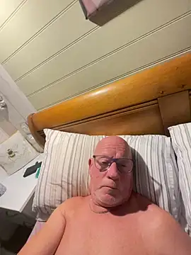 Snapshot of philefc chatting on October 9, 8:29 pm philefc online show from October 9, 8:29 pm