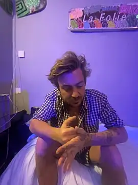 3615-ULLA online show from November 9, 8:56 am