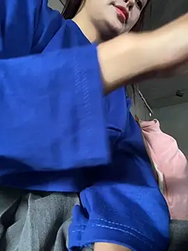   BabyShowPublic   online show from November 3, 8:04 am