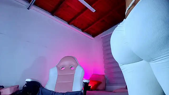 emma madi online show from September 10, 11:54 am