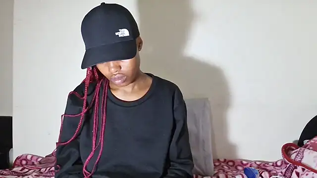 SexyBitchx01 online show from September 12, 4:07 pm