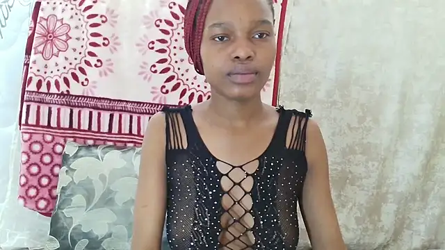 SexyBitchx01 online show from September 14, 11:31 am