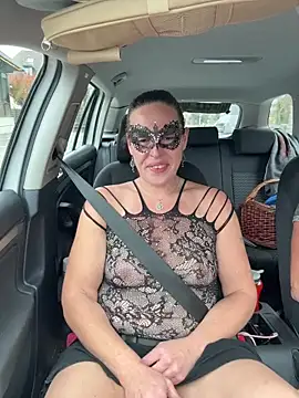 Nadja Noir online show from November 8, 11:21 am