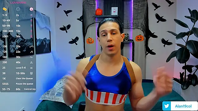 alan nd kevin online show from October 31, 7:04 pm