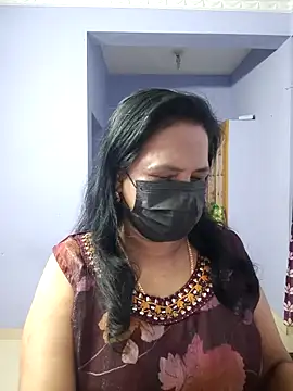 mallu-lover online show from September 29, 1:11 am