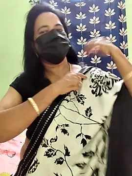 mallu-lover online show from October 22, 8:14 am