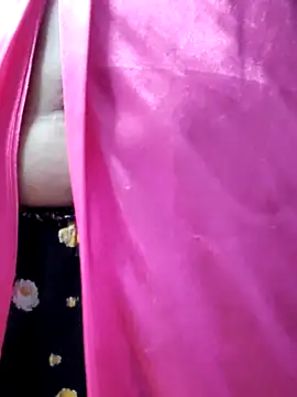 mallu-lover online show from November 4, 1:05 am