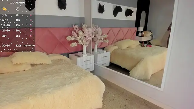 amy miller1 online show from October 17, 10:01 pm