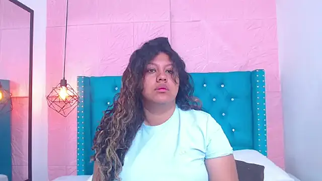 CloeStron online show from October 2, 10:22 am