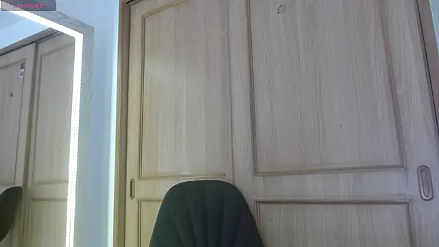 Ayleen m online show from September 10, 4:40 pm