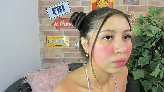 misss luxury online show from September 15, 10:59 am