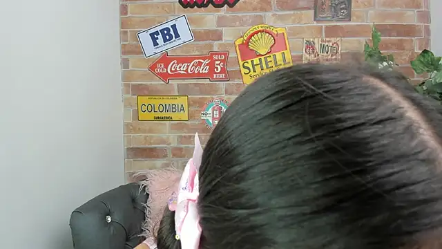 misss luxury online show from November 14, 11:09 am