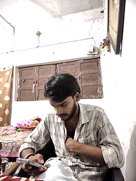 yashuuuu021 online show from October 4, 5:55 pm