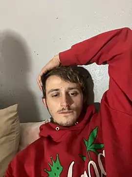 Snapshot of StoneyCam chatting on November 8, 12:38 pm StoneyCam online show from November 8, 12:38 pm