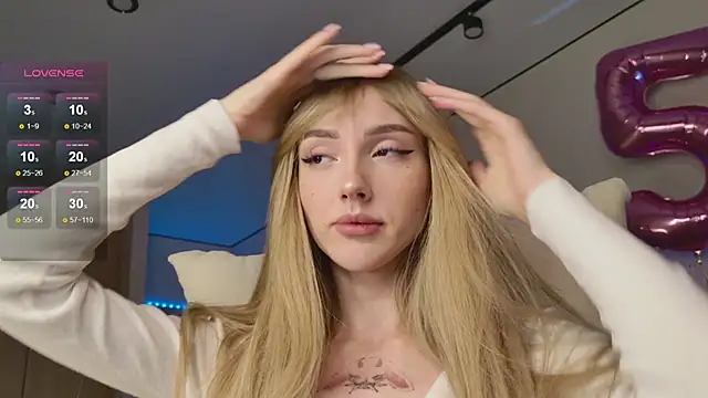 Lunainnk online show from November 17, 6:57 pm