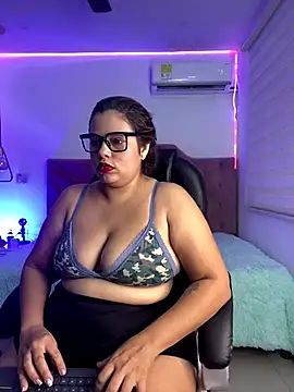 Velveet x online show from October 17, 12:19 pm