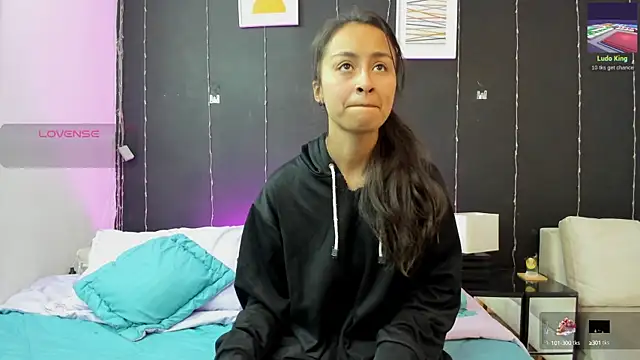 bravepetunia online show from September 12, 11:43 am