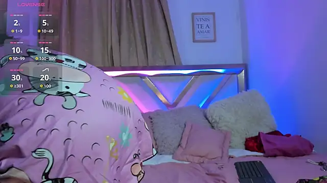 bravepetunia online show from October 14, 12:17 pm