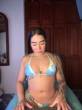 KaditaNavarro online show from November 8, 4:07 pm