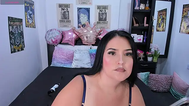 lilylunapotter online show from November 12, 1:06 am