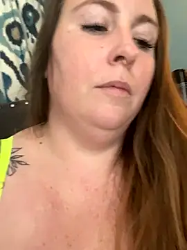 Snapshot of Domimommy420 chatting on October 3, 3:20 pm Domimommy420 online show from October 3, 3:20 pm