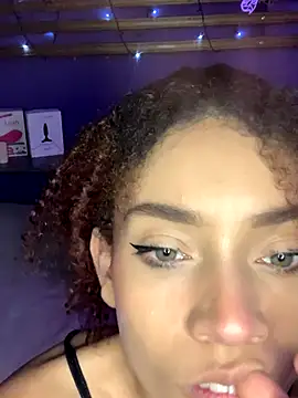 ValentinaStorm1 online show from October 5, 1:53 pm