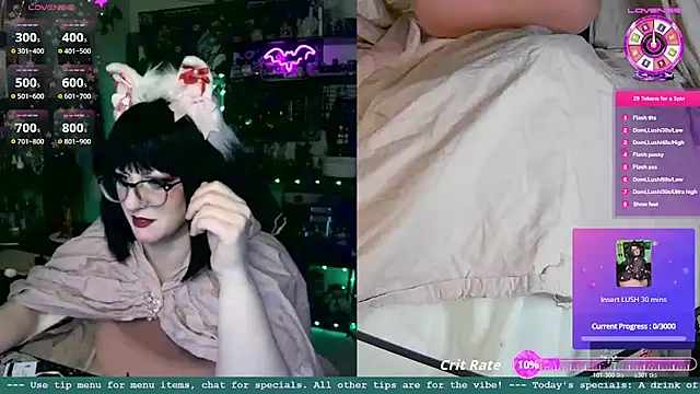 Snapshot of LadyMarzanna chatting on November 9, 4:00 am LadyMarzanna online show from November 9, 4:00 am