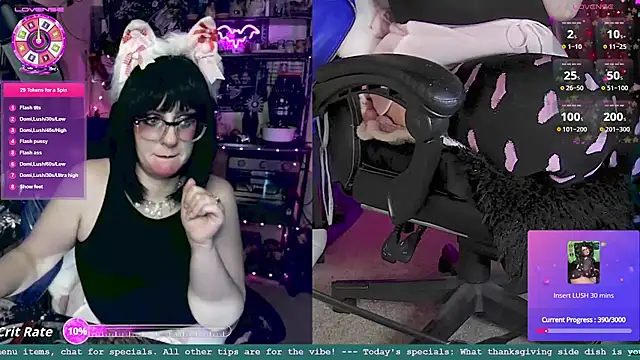 Snapshot of LadyMarzanna chatting on November 23, 3:39 am LadyMarzanna online show from November 23, 3:39 am