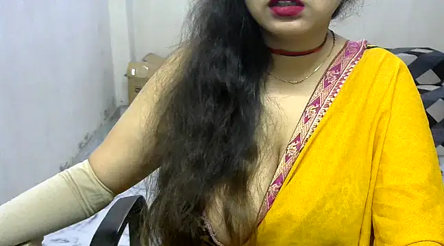 Snapshot of sexy_indianboobs chatting on February 9, 10:00 pm sexy indianboobs online show from February 9, 10:00 pm