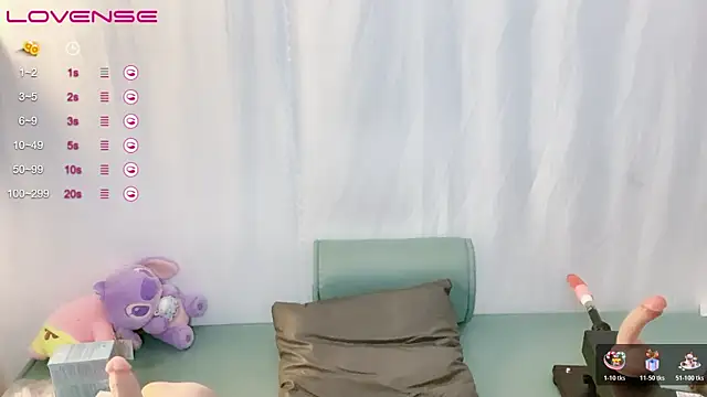 A SR 001 online show from October 27, 1:15 pm