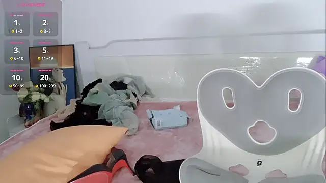 A SR 001 online show from November 25, 1:11 pm