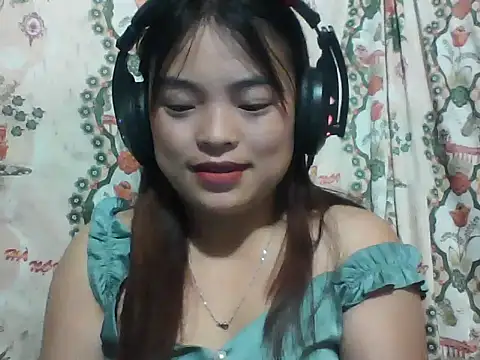 Snapshot of Loc_al chatting on September 9, 2:22 am Loc al online show from September 9, 2:22 am