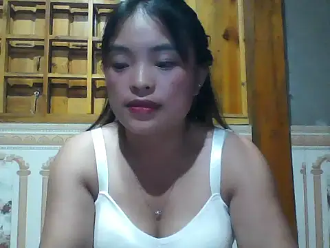 Snapshot of Loc_al chatting on September 21, 1:46 pm Loc al online show from September 21, 1:46 pm