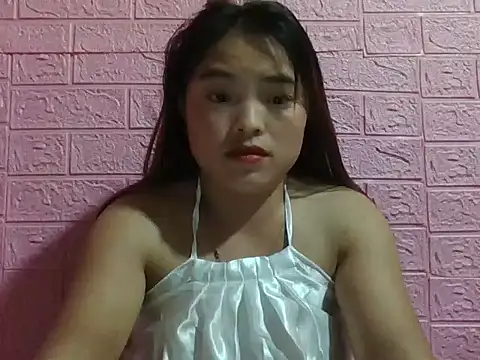 Snapshot of Loc_al chatting on October 10, 1:43 pm Loc al online show from October 10, 1:43 pm