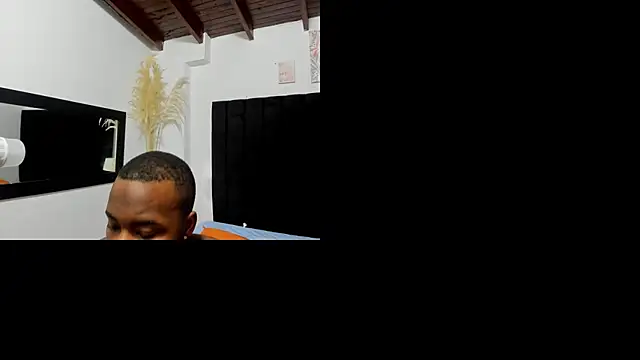 Snapshot of chrstian_lewis1 chatting on October 31, 11:11 am chrstian lewis1 online show from October 31, 11:11 am