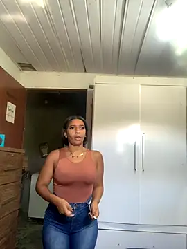 Snapshot of Crisschiavo chatting on November 25, 1:11 pm Crisschiavo online show from November 25, 1:11 pm