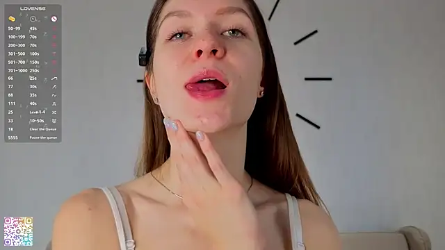 MinaMancilla online show from October 1, 4:40 am