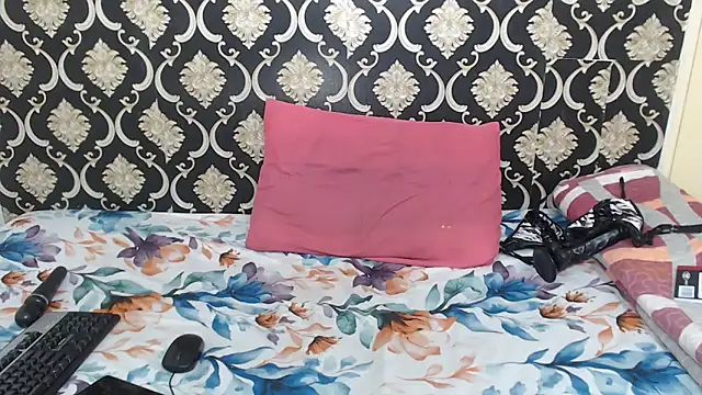 Snapshot of ExoticCandyx chatting on November 22, 8:24 am ExoticCandyx online show from November 22, 8:24 am