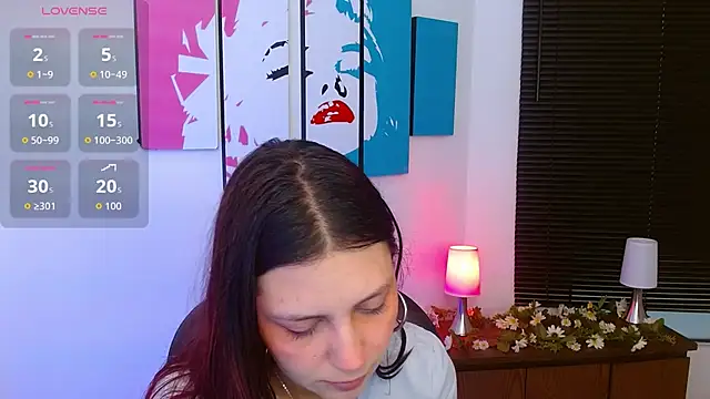 AlanaGarcia19 online show from November 20, 11:43 am