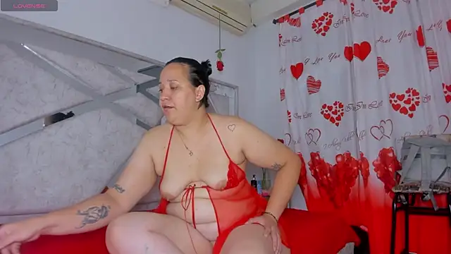 Snapshot of ThiccyLexxy chatting on October 14, 12:17 pm ThiccyLexxy online show from October 14, 12:17 pm