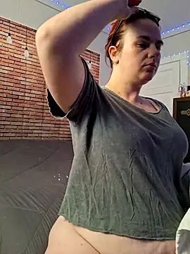 Snapshot of queenpeaches121 chatting on September 12, 11:10 am queenpeaches121 online show from September 12, 11:10 am