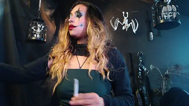 SabaTheCourtesan online show from October 22, 6:35 am