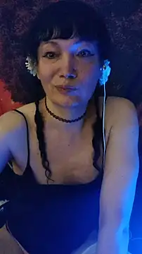 Snapshot of Tselka chatting on October 23, 8:51 pm Tselka online show from October 23, 8:51 pm