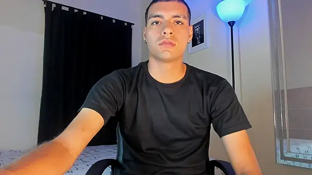 Snapshot of TeamPorn_19 chatting on October 28, 3:43 am TeamPorn 19 online show from October 28, 3:43 am