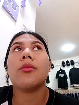 Snapshot of burbuja02 chatting on September 30, 2:22 pm burbuja02 online show from September 30, 2:22 pm