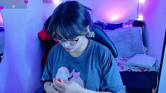 Snapshot of MiaVelvetDoll chatting on September 20, 1:56 pm MiaVelvetDoll online show from September 20, 1:56 pm